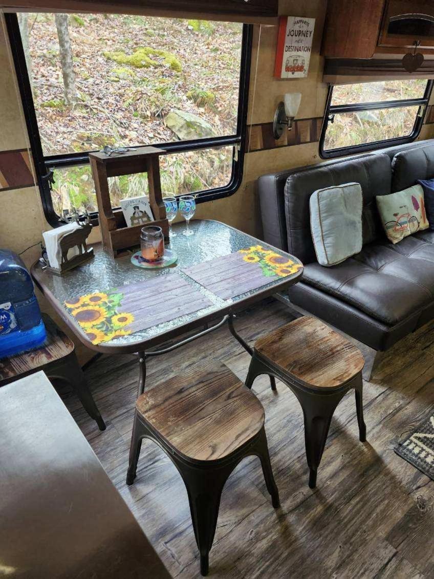 Hotel Rv Adventure Roscoe Pet Friendly Zewnętrze zdjęcie
